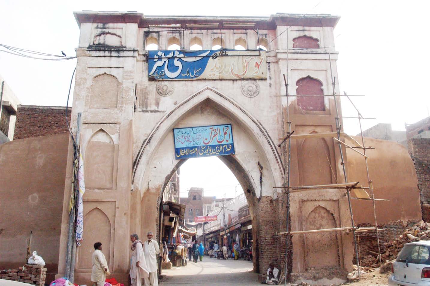 Restoration of historic Lahore gates faces delays as heritage trails await progress
