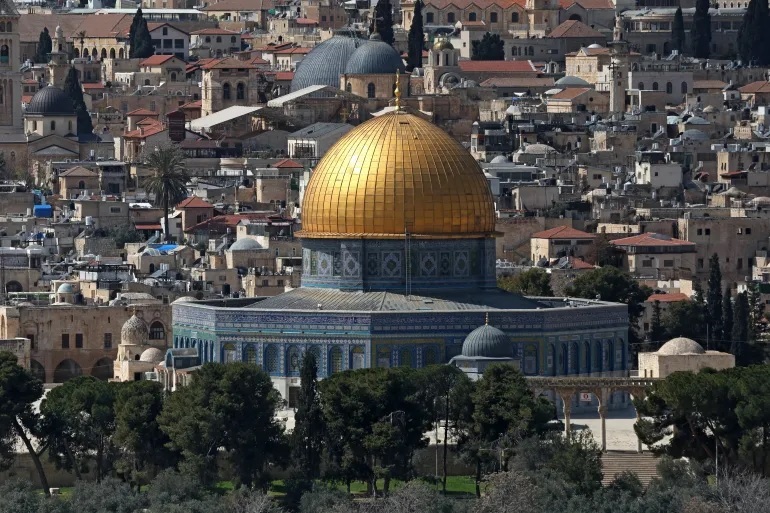 Pakistan, seven Arab-Islamic nations condemn Israeli actions at Al-Aqsa, urge end to violations