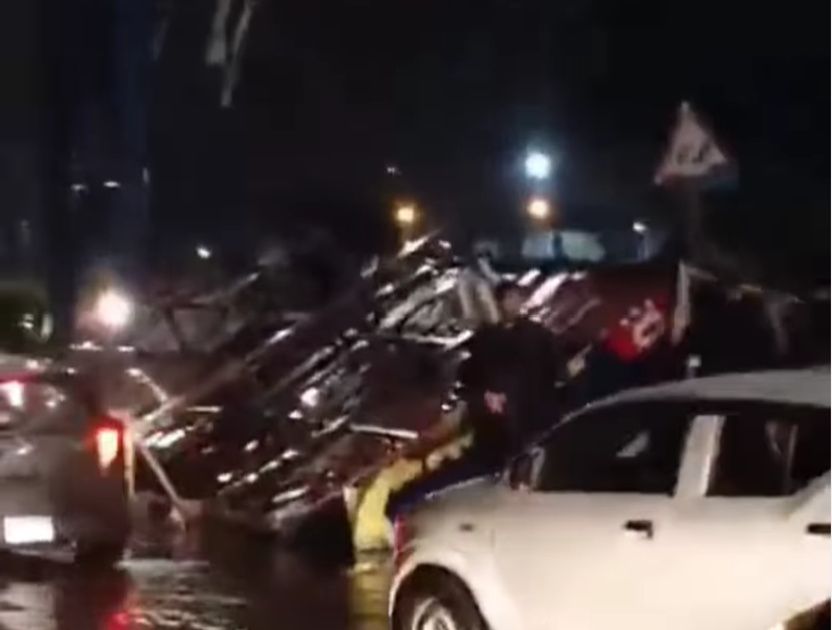 WATCH: Videos show havoc as heavy rains batter Karachi