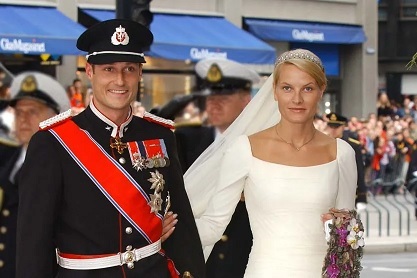 Drug dealers or royals?