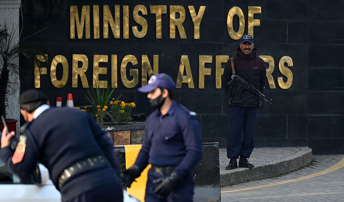 Pakistan urges US-Iran restraint as Middle East tensions spiral despite Islamabad peace accord