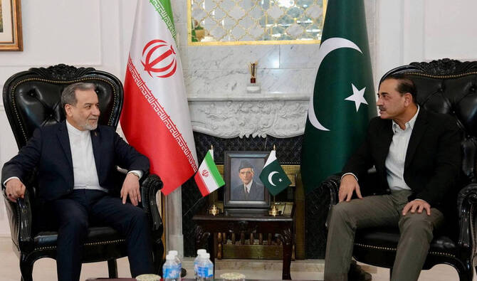 FM Araghchi, CDF Munir confer on ending US-Iran war as peace push gains momentum