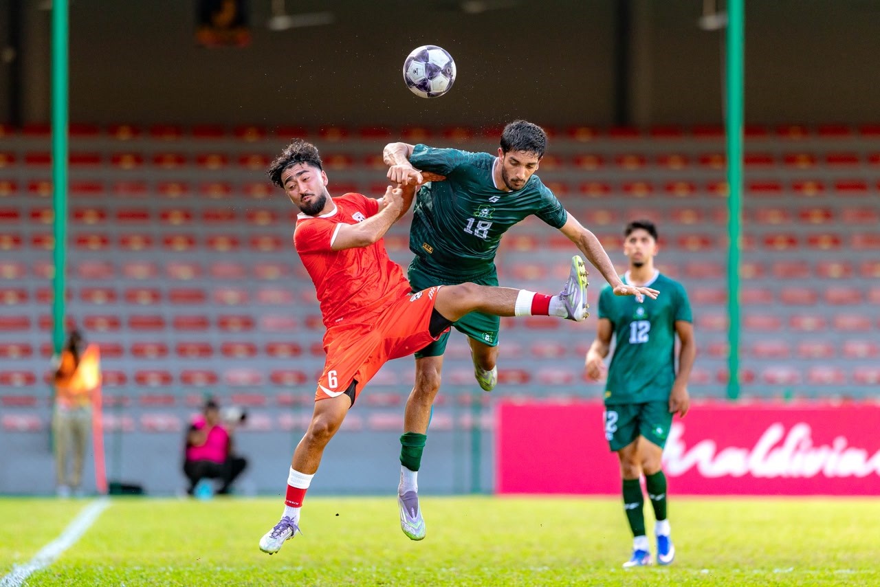 Umar, Harun fire Pakistan into Diamond Jubilee Cup final