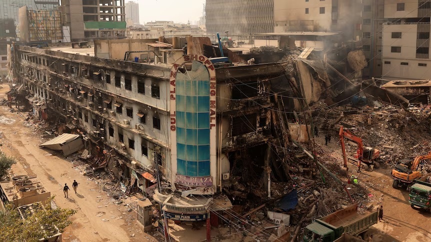 Late fire response, lack of safety gear contributed to Gul Plaza tragedy: Traders’ association