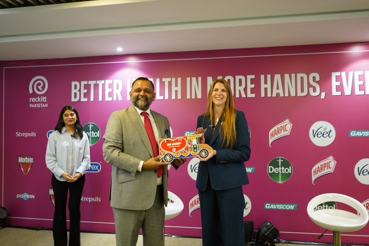 British High Commissioner Jane Marriot  visits Reckitt Pakistan office to discuss public health priorities and social impact