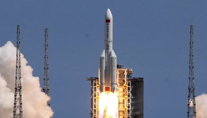 China successfully tests sea-based rocket booster recovery system