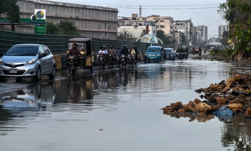 Flood alert, rain emergency as KP, Karachi tally deaths