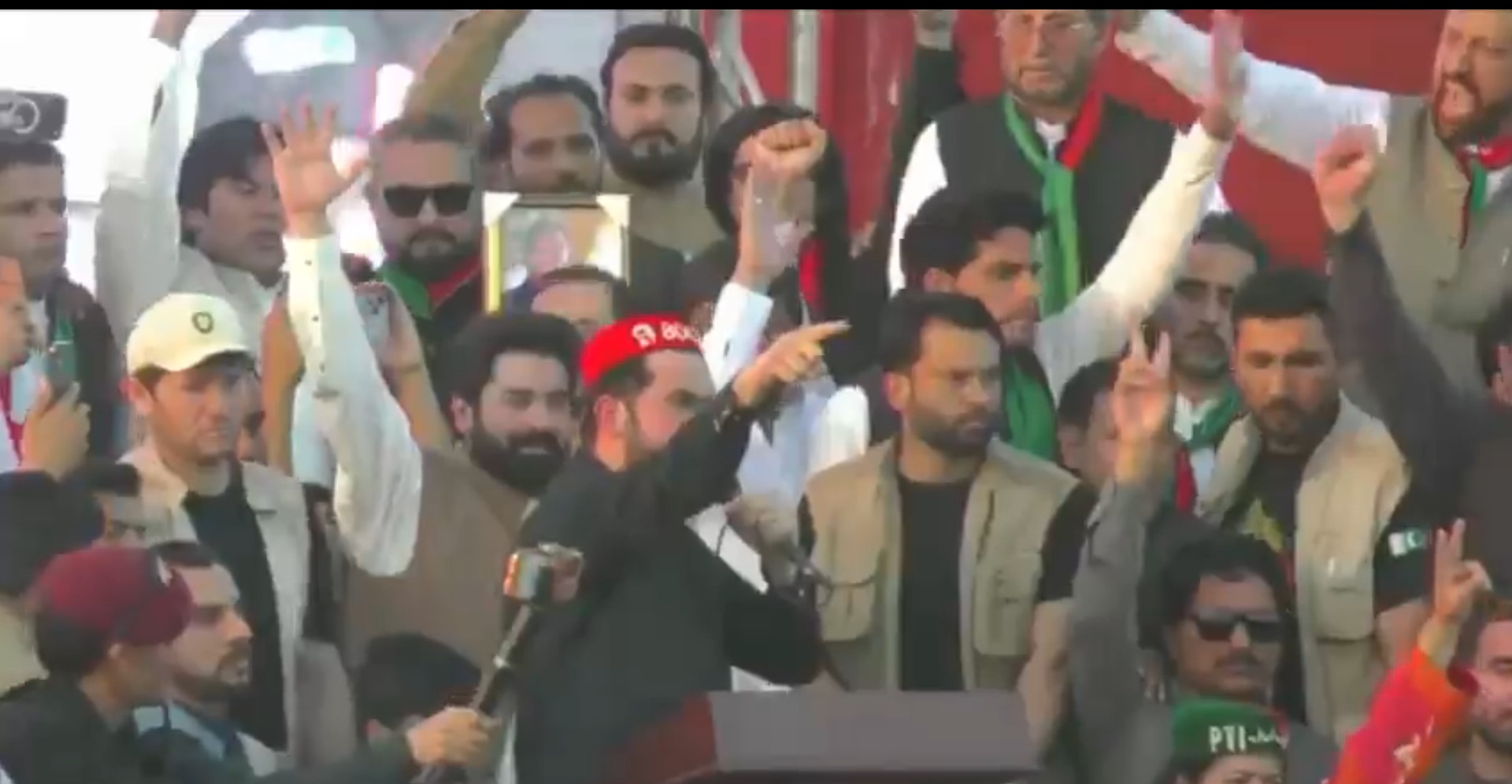 KP CM unveils protest roadmap, vows ‘decisive show’ in Islamabad