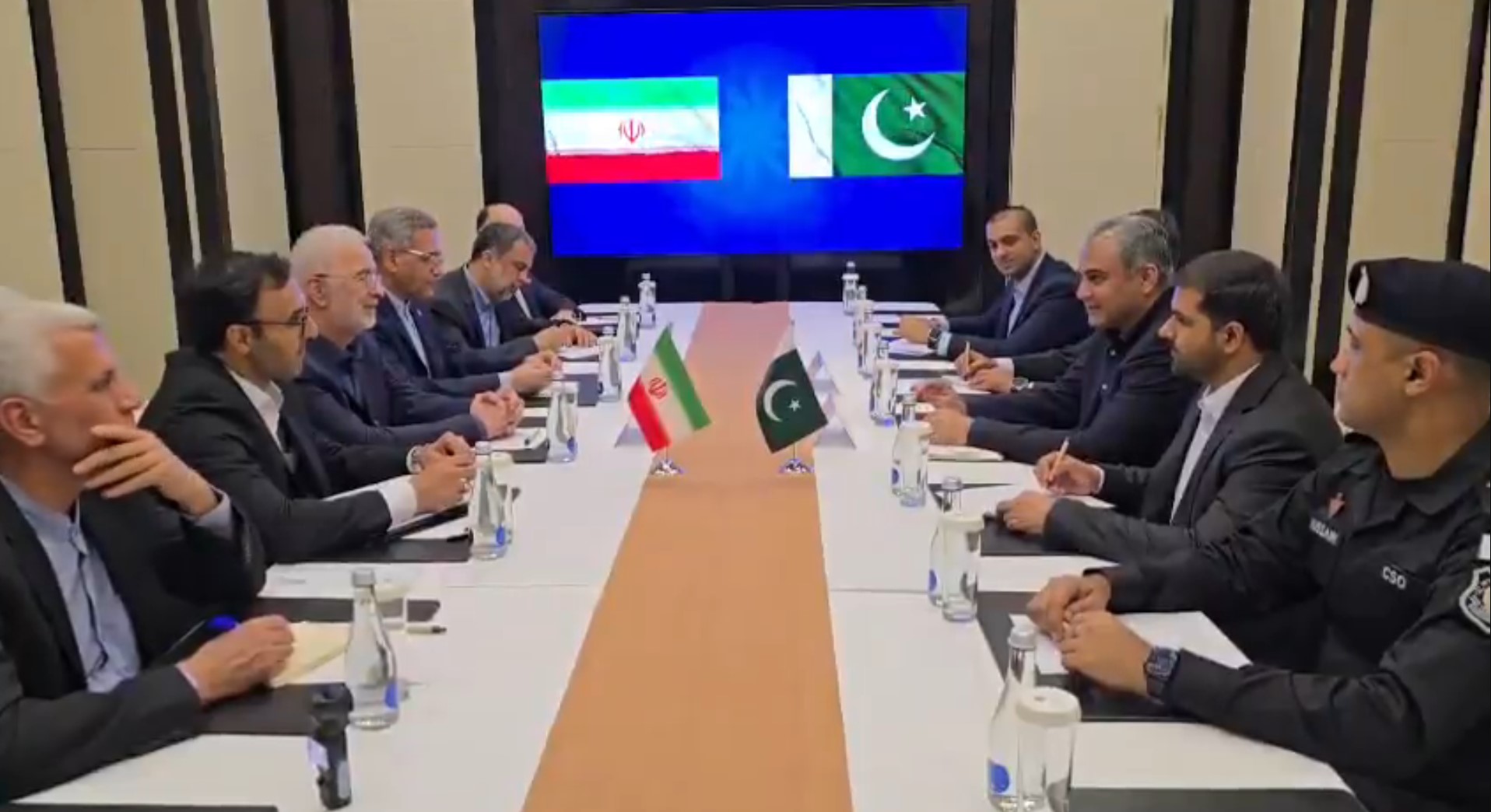 Naqvi, Iranian counterpart urge diplomacy as Middle East tensions flare anew