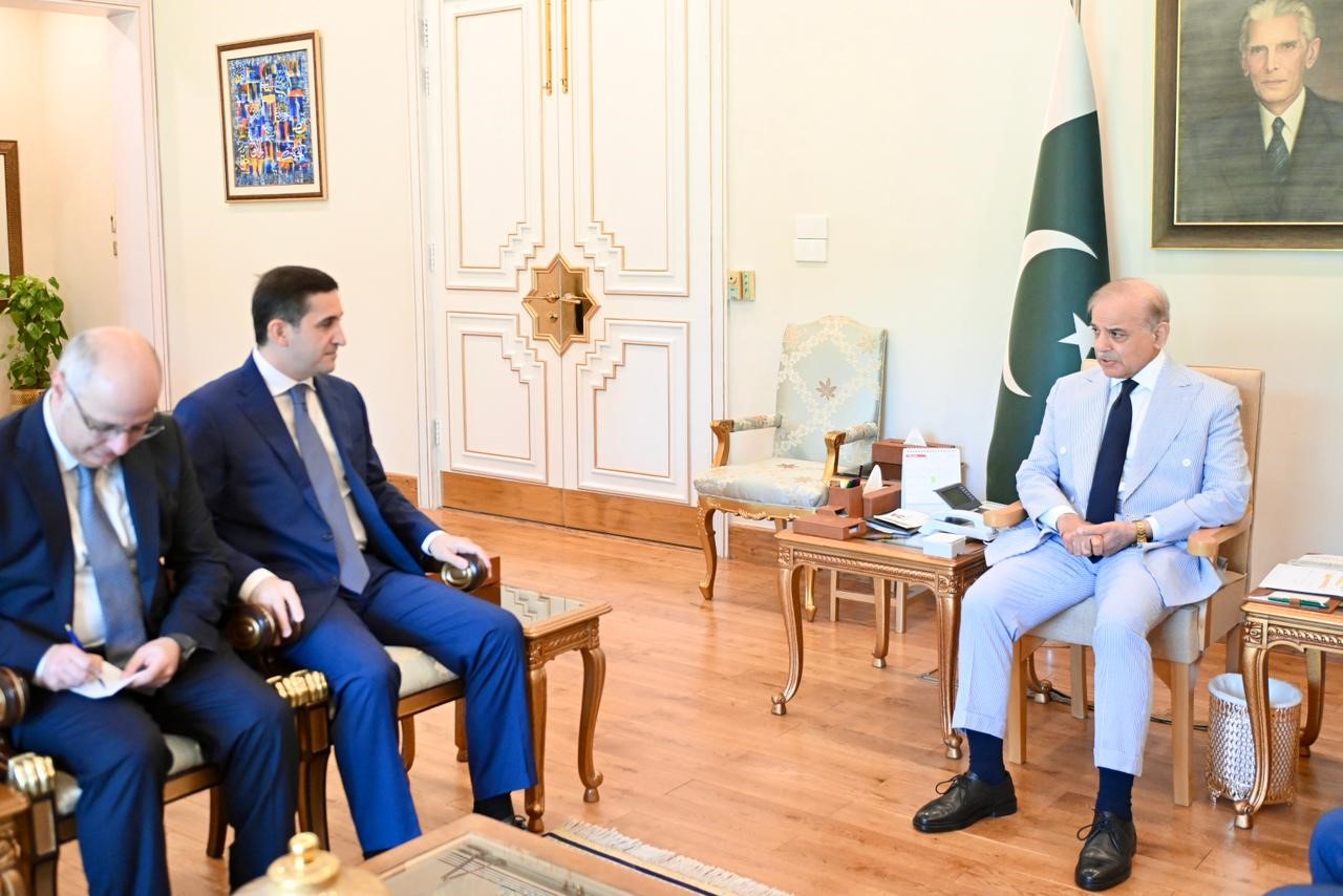 PM says Pakistan, Azerbaijan are brotherly nations as ties grow stronger