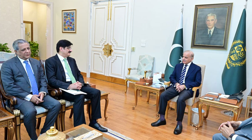 PM assures full federal support for Sindh projects in meeting with CM Shah