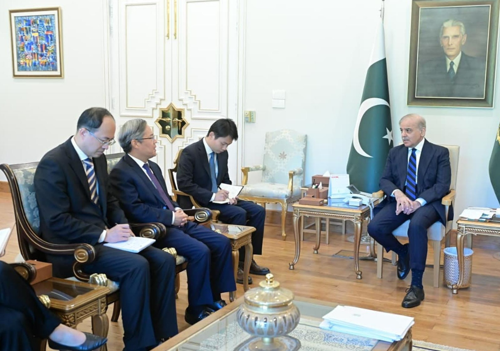 PM Shehbaz pushes Pakistan's mediation role in Middle East talks with China, Malaysia