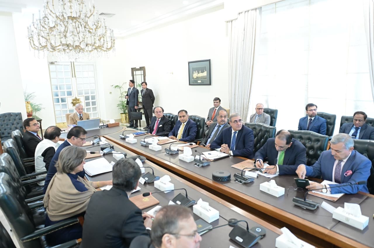 PM pushes railway modernization to spur economic, industrial growth
