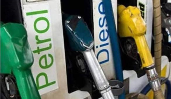 Govt raises petrol, diesel prices hours after unveiling daily fuel pricing mechanism
