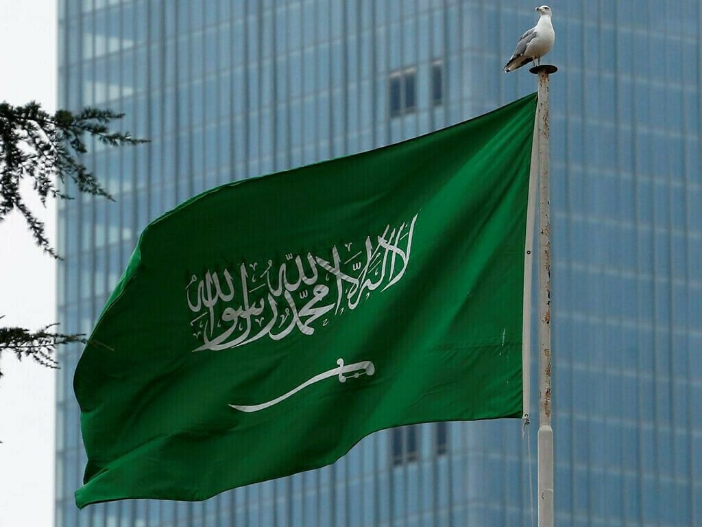 Saudi Arabia warns Iran of 'huge loss' if escalation widens