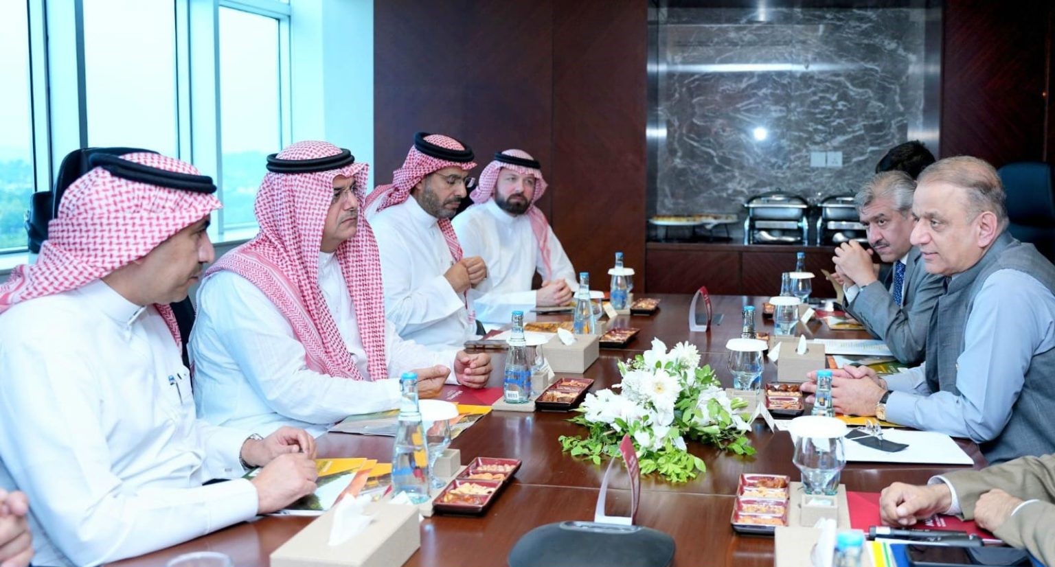 Aleem Khan invites Saudi investment in M-6, M-10 and M-13 motorway projects