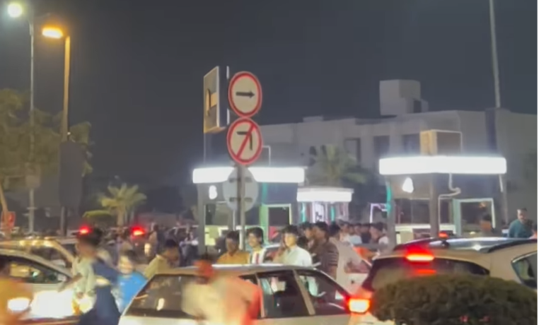 Eid festival mayhem at DHA Raya as scores of men break barriers, women flee in panic