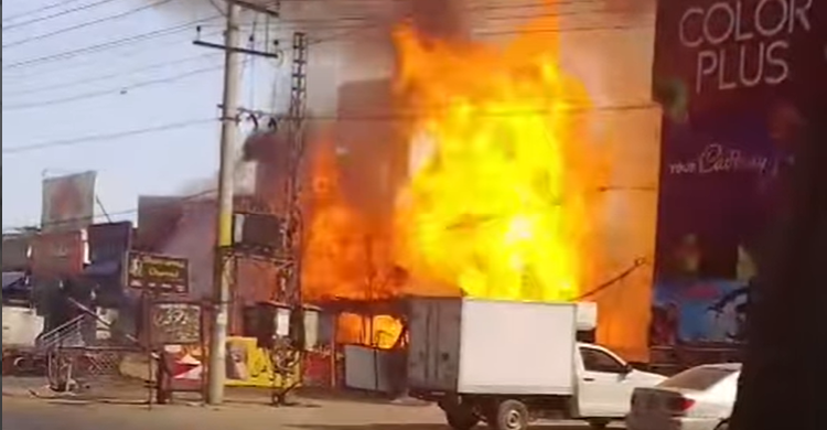 CCTV captures terrifying gas cylinder explosion at Thokar Niaz Baig