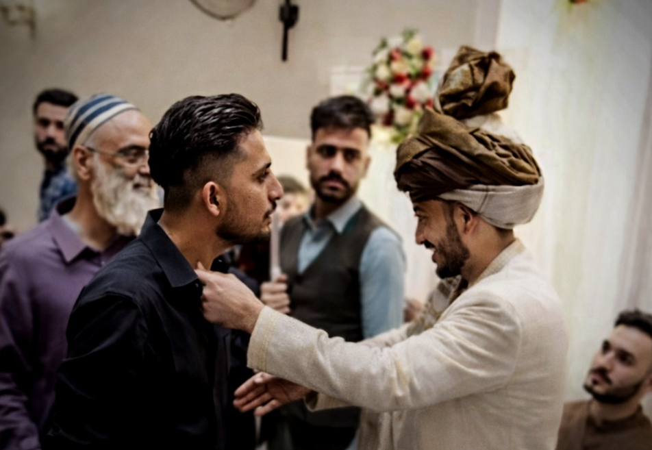 Uninvited brother shows up at wedding after fight — what happens next shocks guests