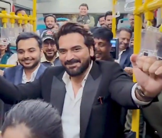 Humayun Saeed’s bus conductor act leaves passengers in splits