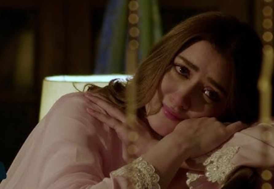 ‘Is se acha tha suicide kar leti’: Momina Iqbal breaks down, says she was left with no other choice