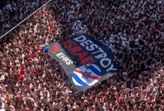'Destroy Israel' banner steals the spotlight at Spain's world-famous bull run