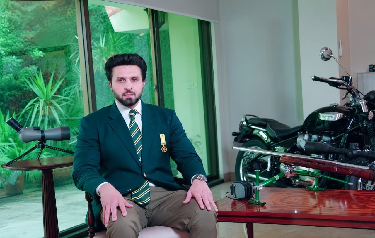 Shooter Mohsin Nawaz dedicates Tamgha-e-Imtiaz to PLRA Patron Field Marshal Munir