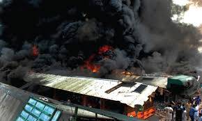 Massive fire ravages Islamabad's H-9 Bazaar, over 376 stalls gutted