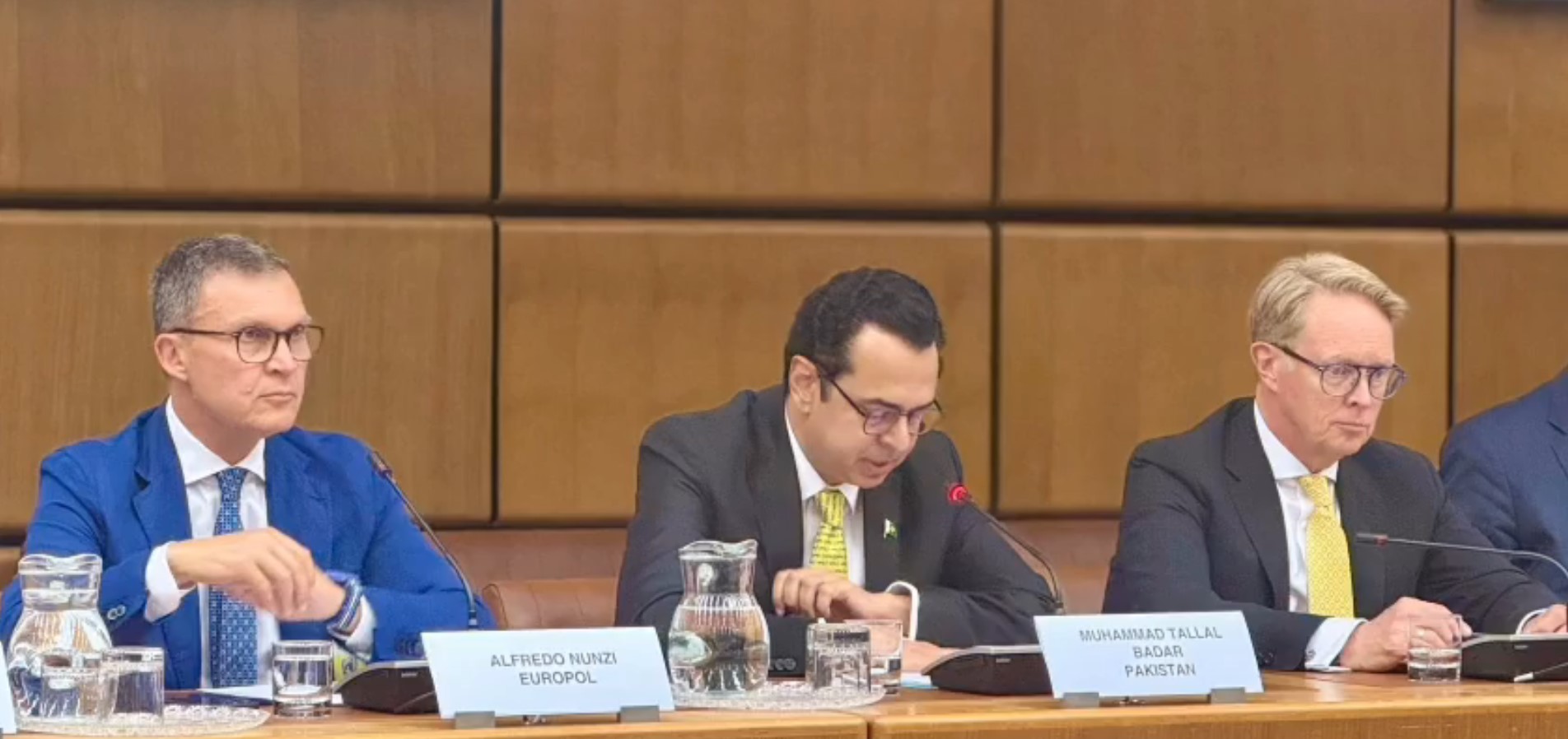 At Vienna forum, Pakistan urges global alliance to combat human smuggling, illegal migration
