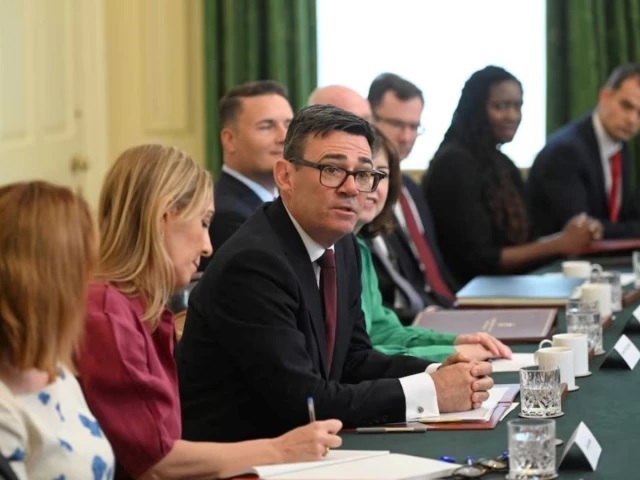 Burnham targets lower energy bills in first move as UK prime minister