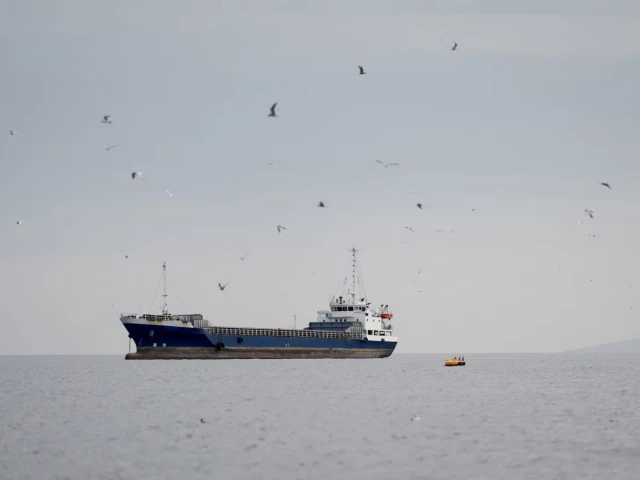 Trump warns of 'eliminating' Iranian ships as US naval blockade on Strait of Hormuz begins