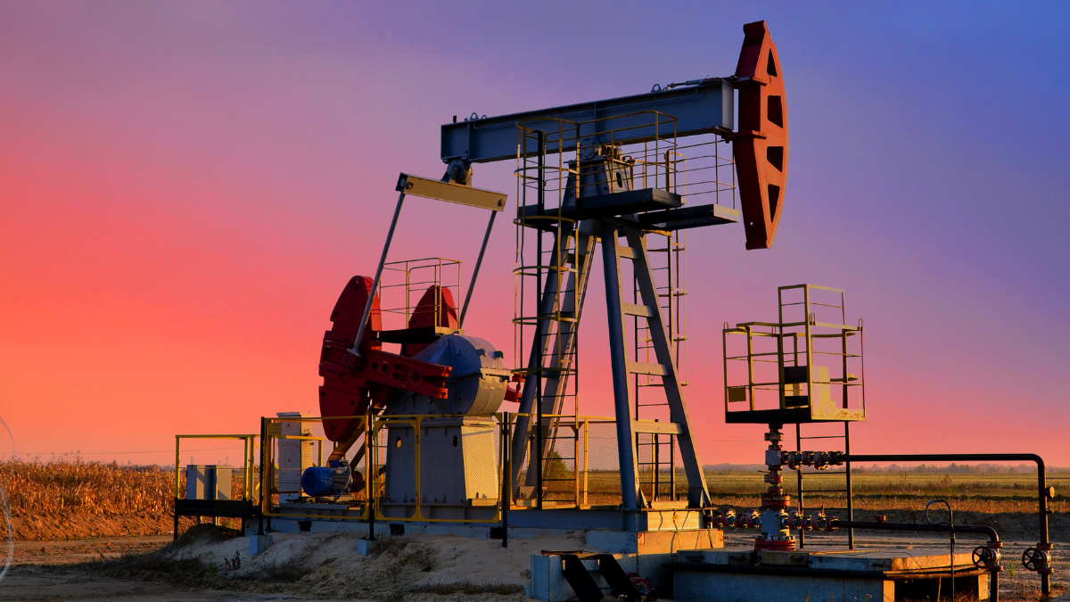US authorises Iranian oil sales amid talks on final peace deal