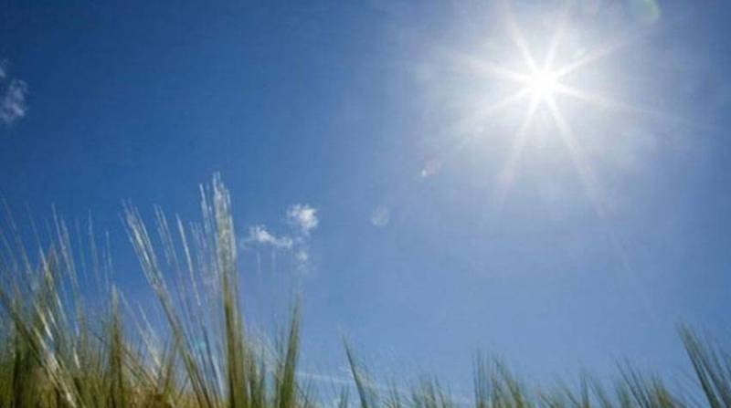Dry Weather Expected to Continue Across Pakistan, Sources Report