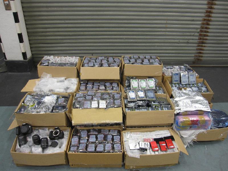 Bid to smuggle electronic goods foiled at Lahore Airport