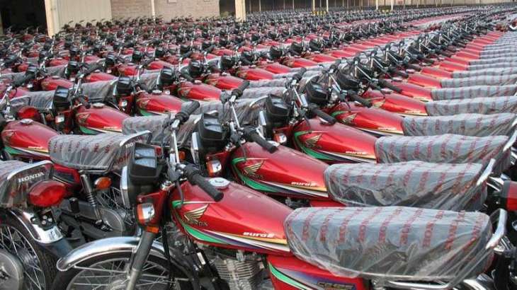 Lahore police constable steals 40 motorcycles
