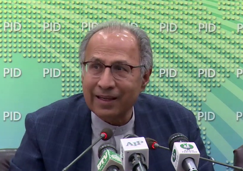 Caretaker PM: PML-N, PPP make divergent claims over consensus on Hafeez Shaikh's name