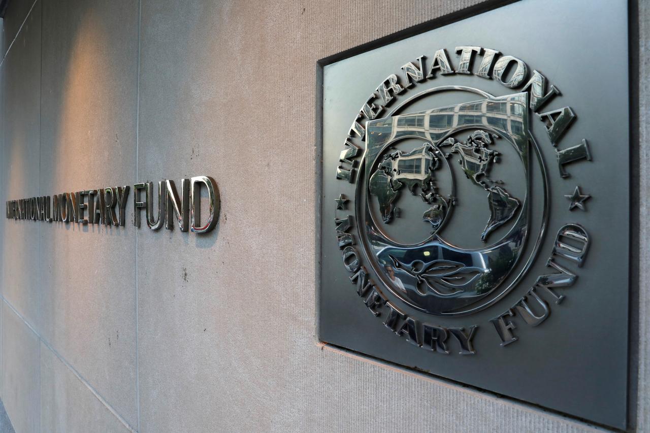 IMF asks Pakistan to renegotiate loan programme