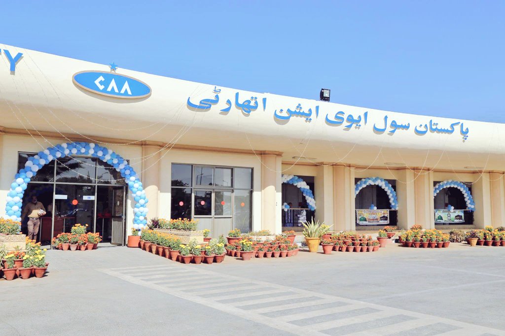 Khaqan Murtaza assumes charge as CAA director general