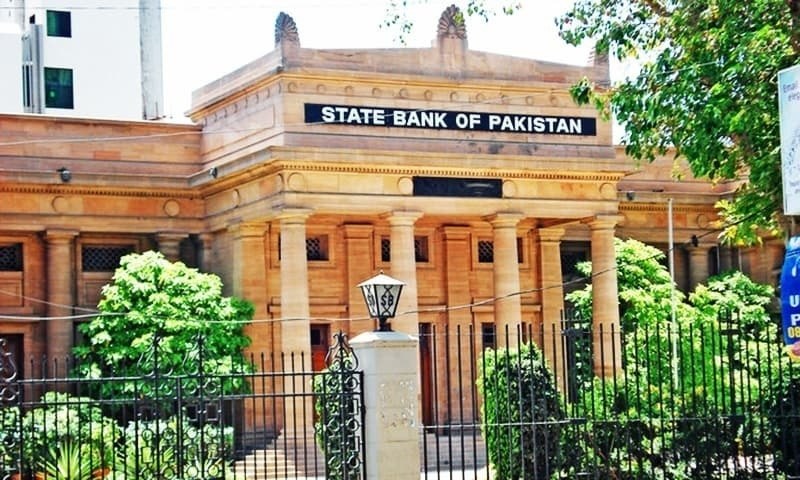 SBP warns public against dealing with illegal forex operators