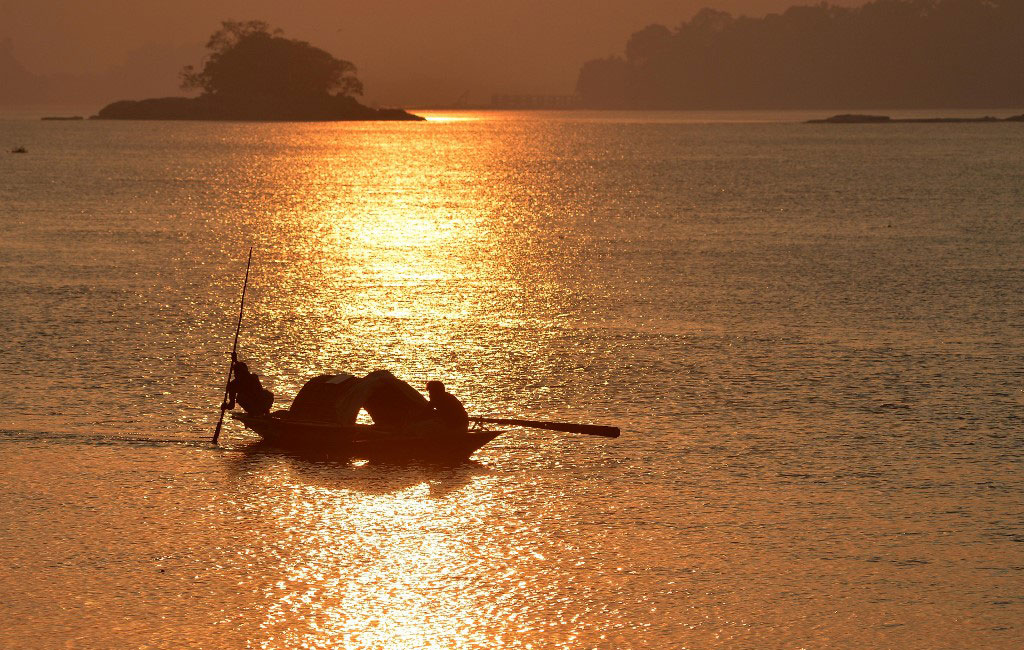 India plans dam on Brahmaputra to offset Chinese construction upstream
