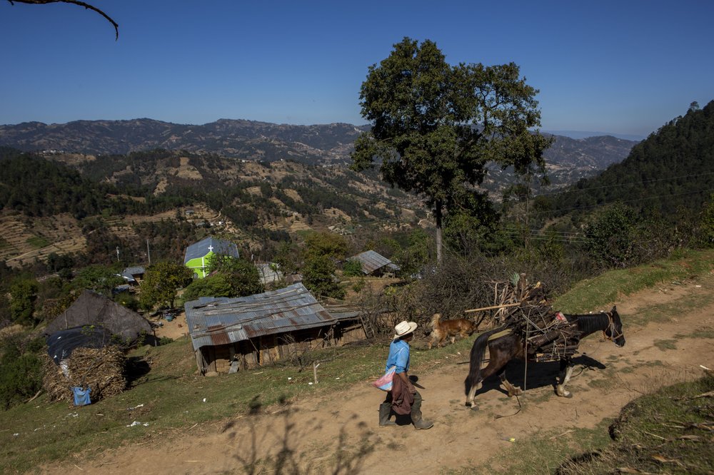 Mexico confirms at least 2 Guatemalan migrants among 19 dead