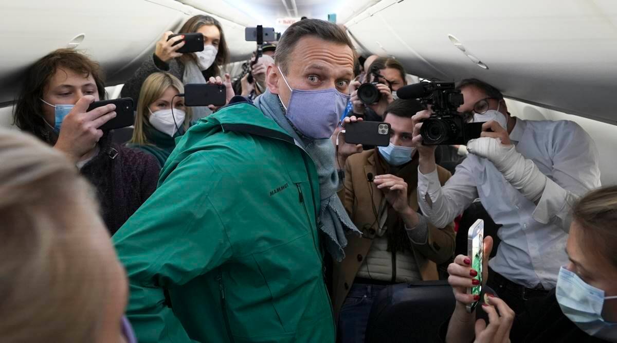 Jailed Kremlin critic Navalny's supporters to rally for his release despite warnings