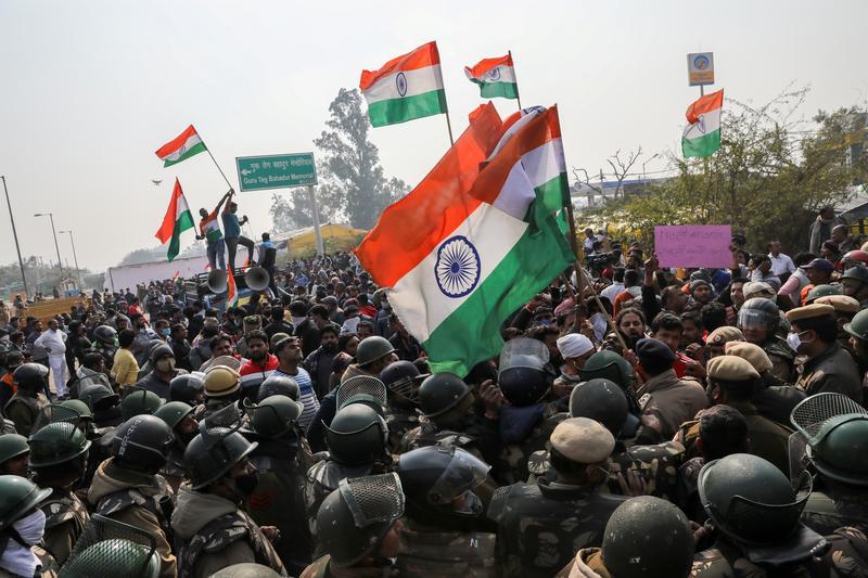 Protesting Indian farmers begin hunger strike after week of clashes
