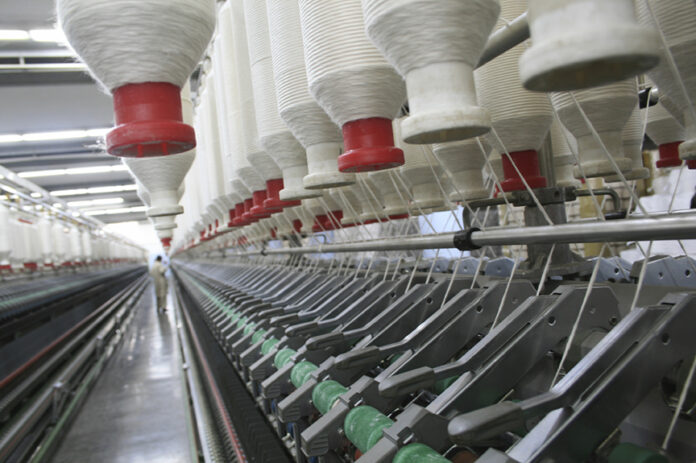 Textile exports rise to record $16bn in 10 months | Pakistan Today