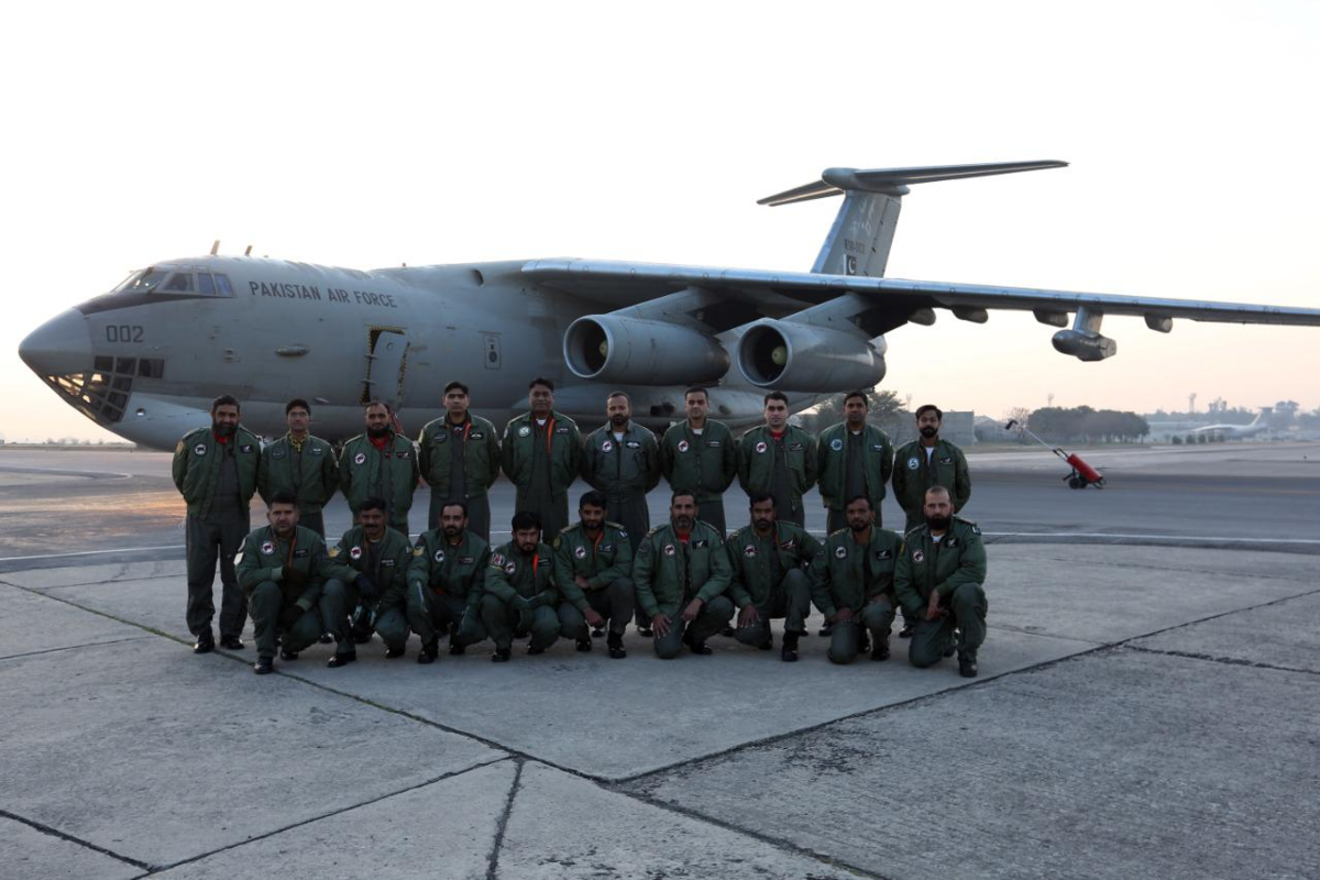 Special plane airlifts first batch of coronavirus shots for Pakistan