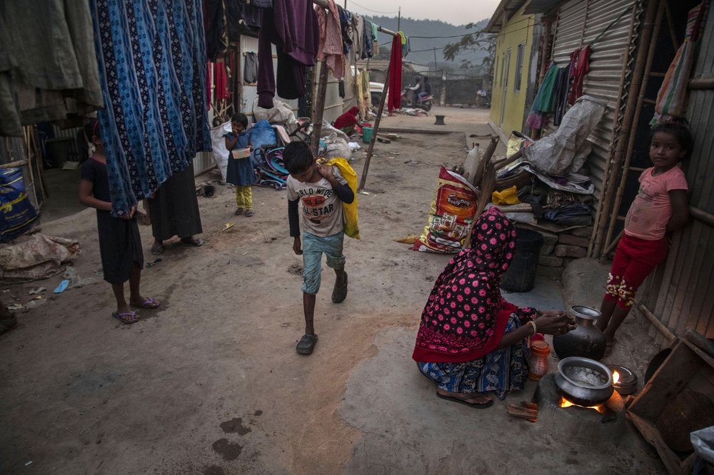 A day in the life of an Indian child scavenger
