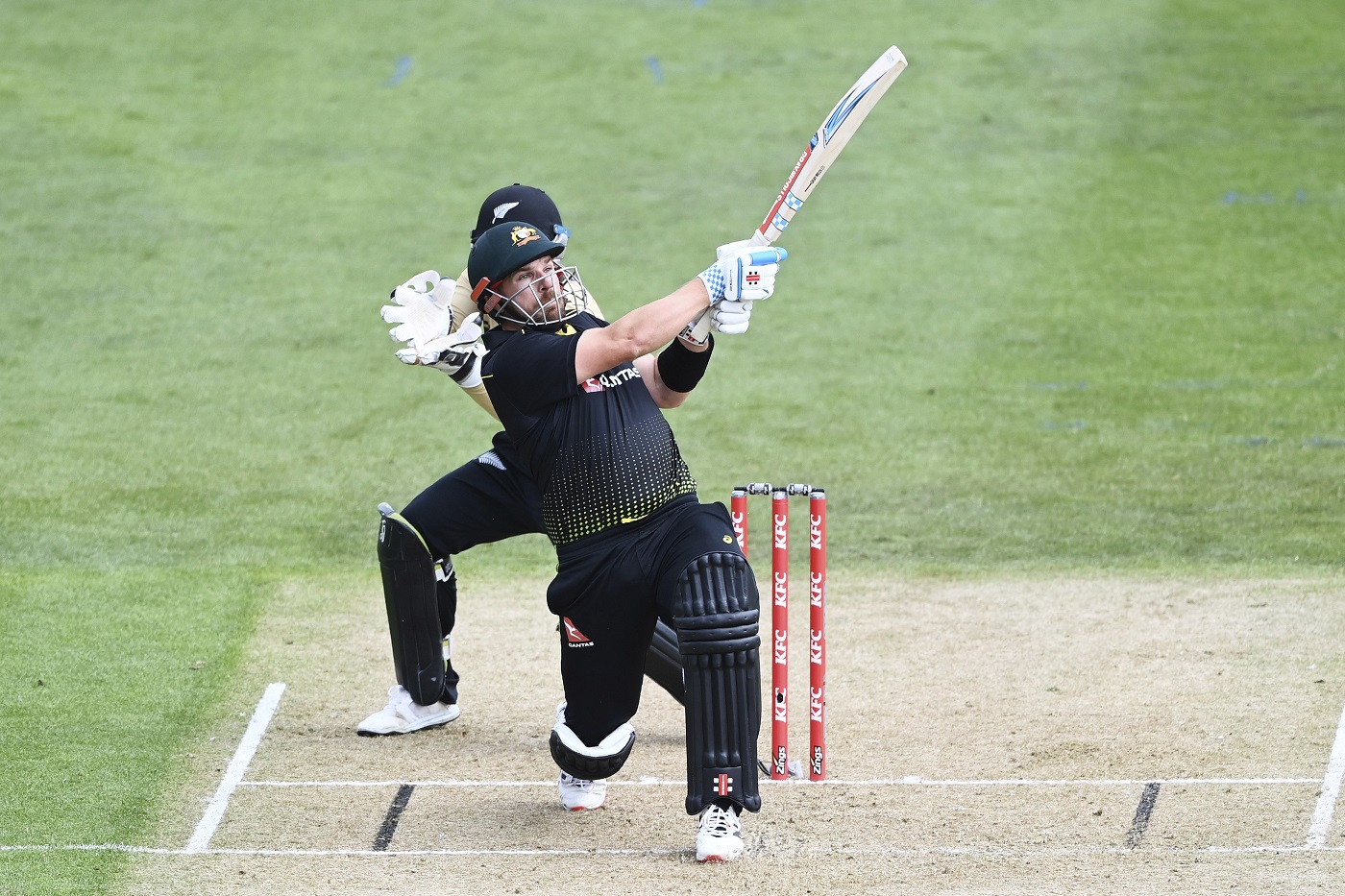 Guptill returns to form as New Zealand edge Australia by four runs in run fest