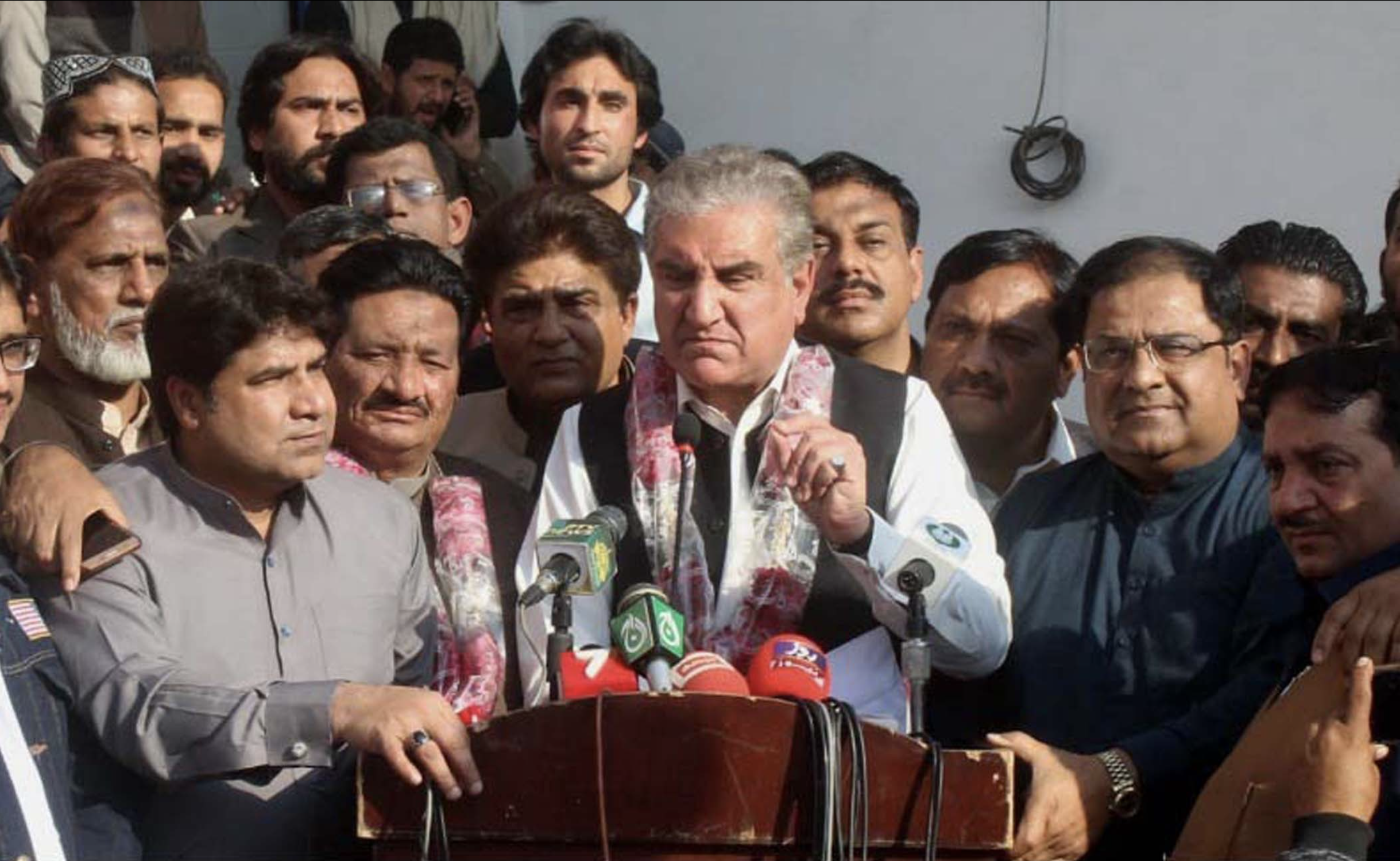 Govt to welcome SC's decision on open ballot matter, says Qureshi