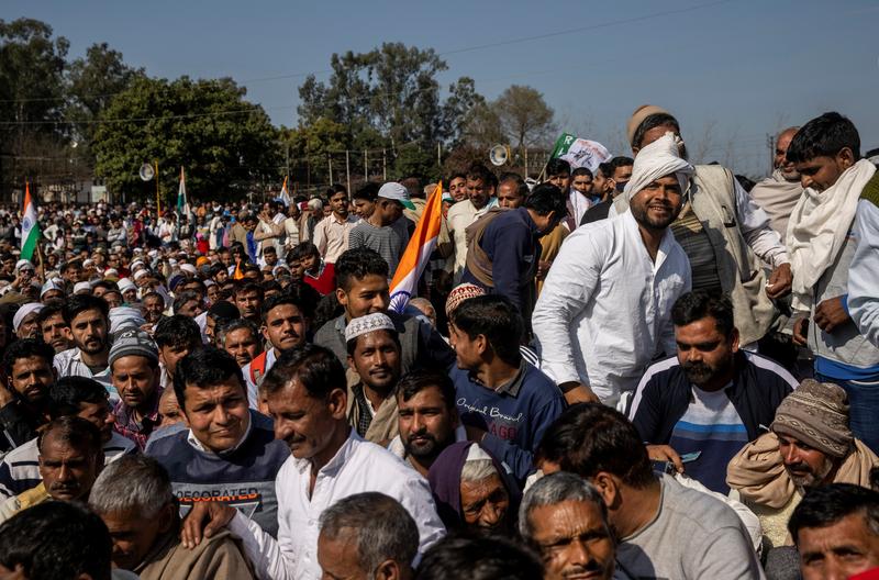 Tractors, trucks block India's roads as farm protests widen