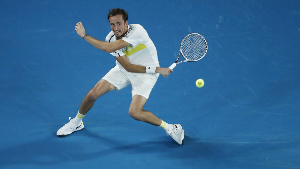 Australian Open: Medvedev outplays Tsitsipas to set up final against Djokovic